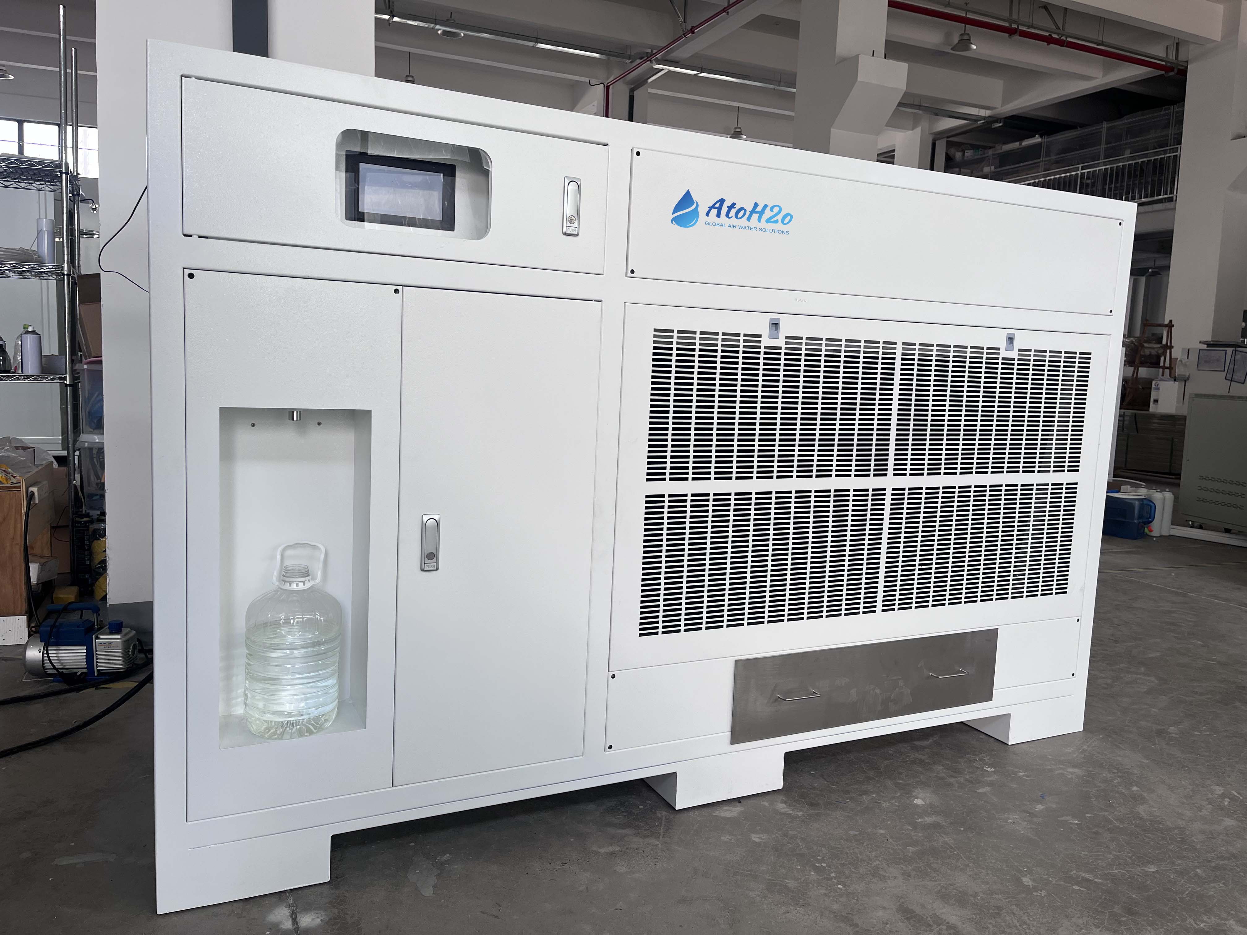 Profitez d'eau potable gratuite dans les campings ! Le générateur d'air atoh2o vous offre une nouvelle expérience de camping en plein air.